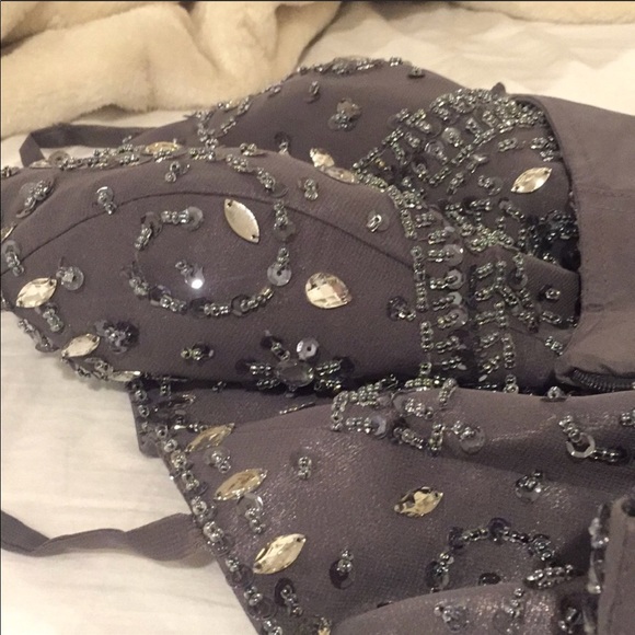 Prom dress - Picture 3 of 5